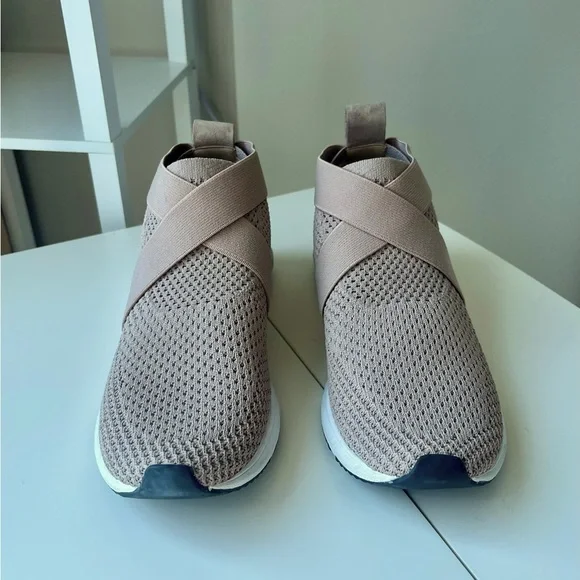 Eileen Fisher Zing sustainable stretch knit sneaker - Picture 3 of 9